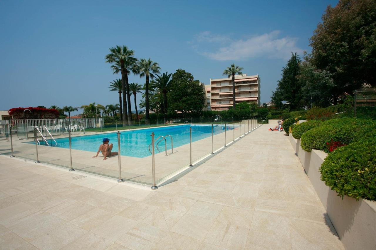 Le Tamaris - Terrasse Vue Sur Mer - Piscine, Tennis & Jardin Antibes Eksteriør billede
