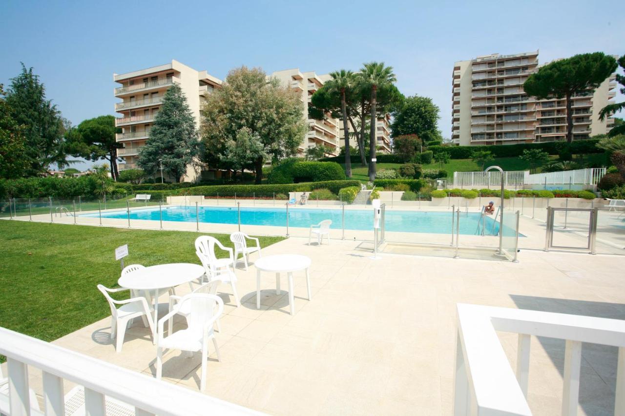 Le Tamaris - Terrasse Vue Sur Mer - Piscine, Tennis & Jardin Antibes Eksteriør billede